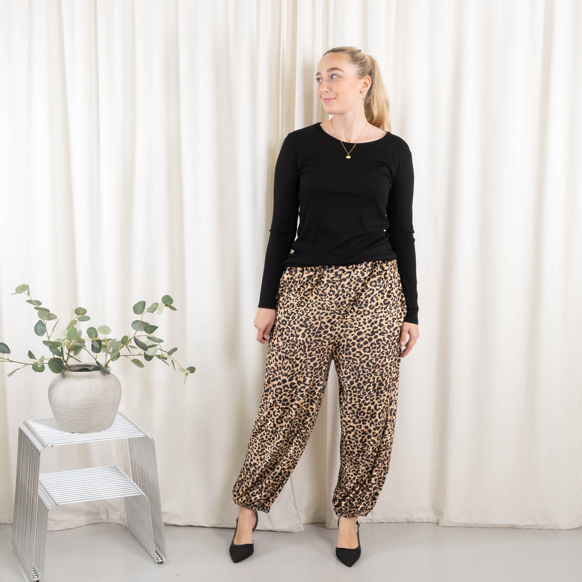 Tori joggingbukser, Leopard