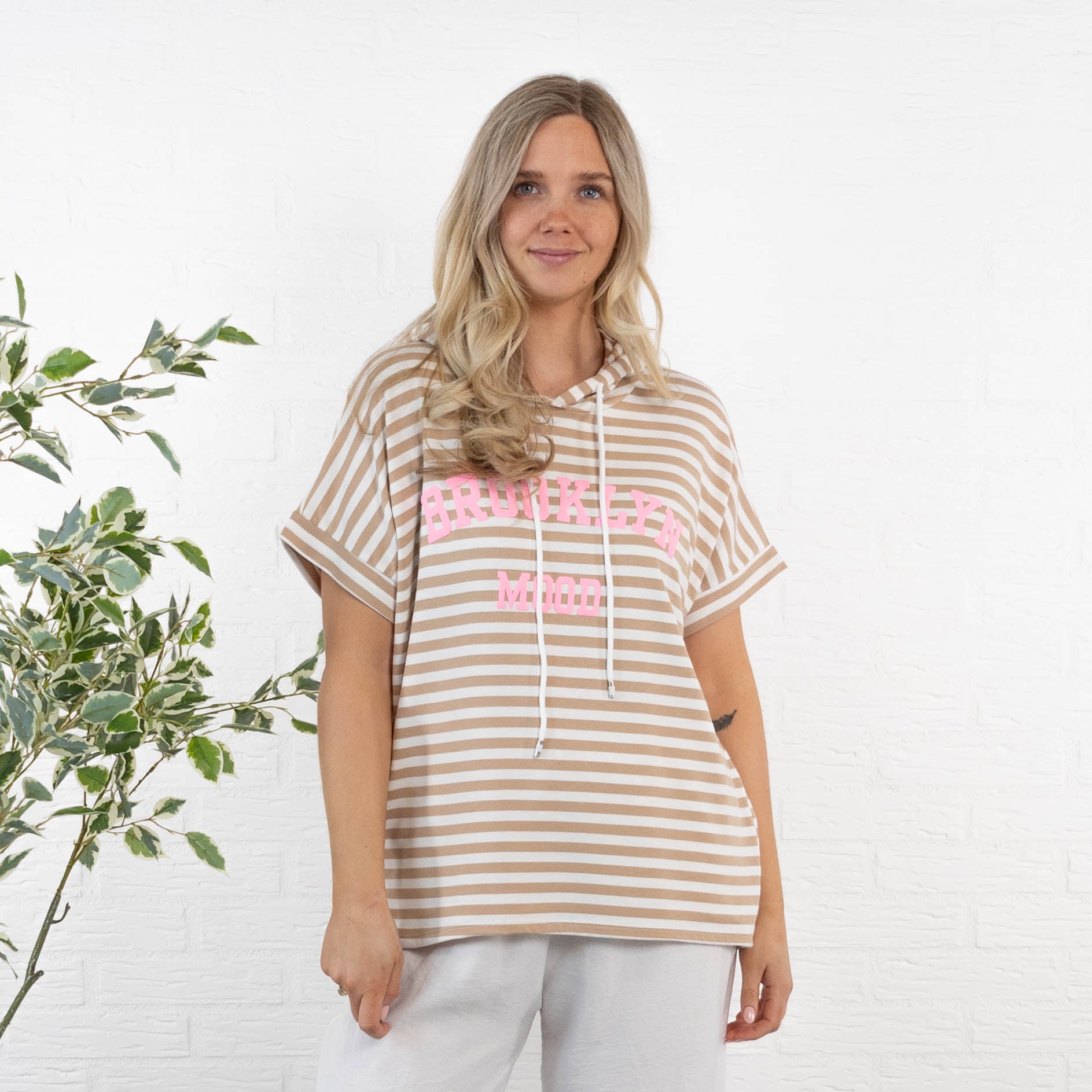 Faith overdel, Beige