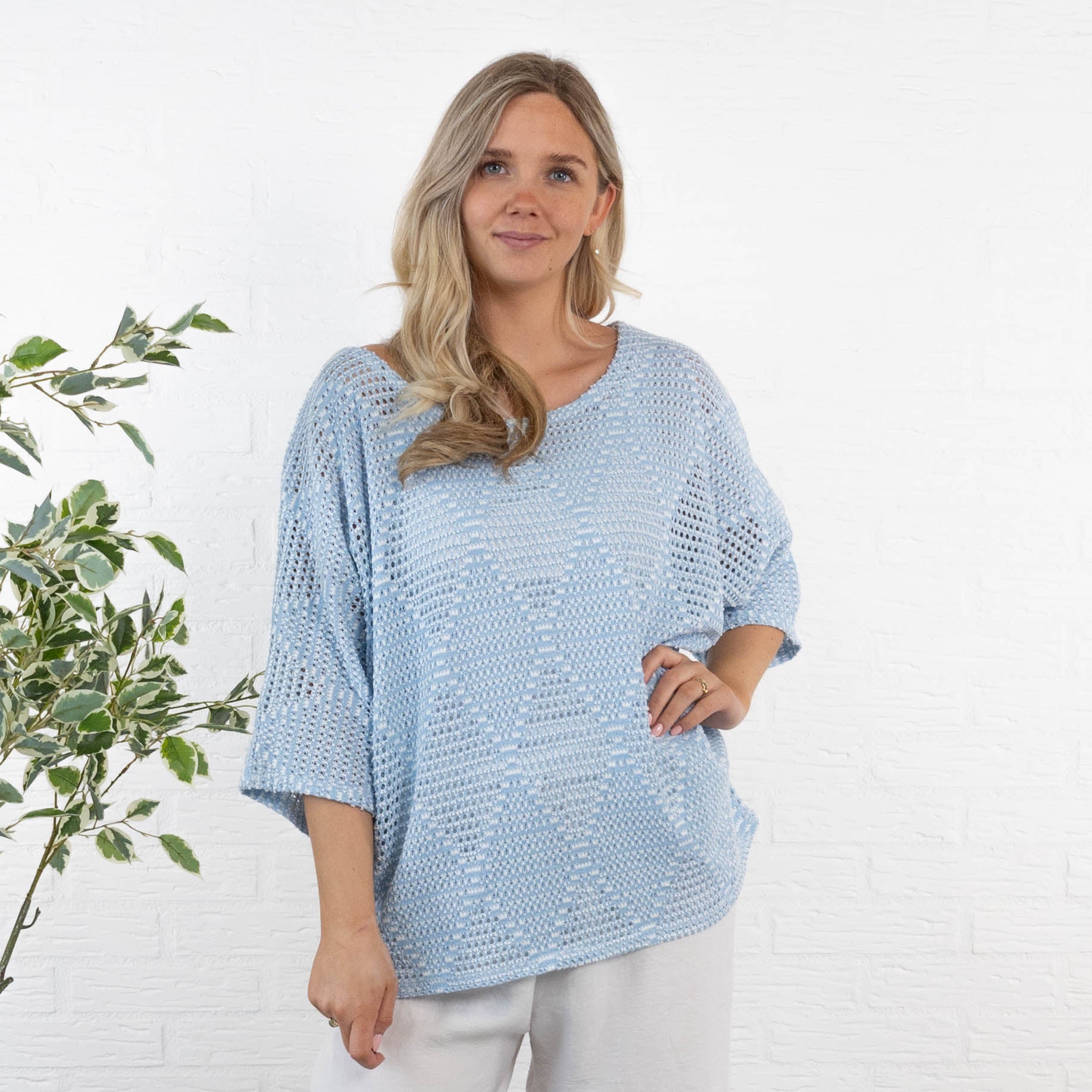 Isabel strik, Lyseblå