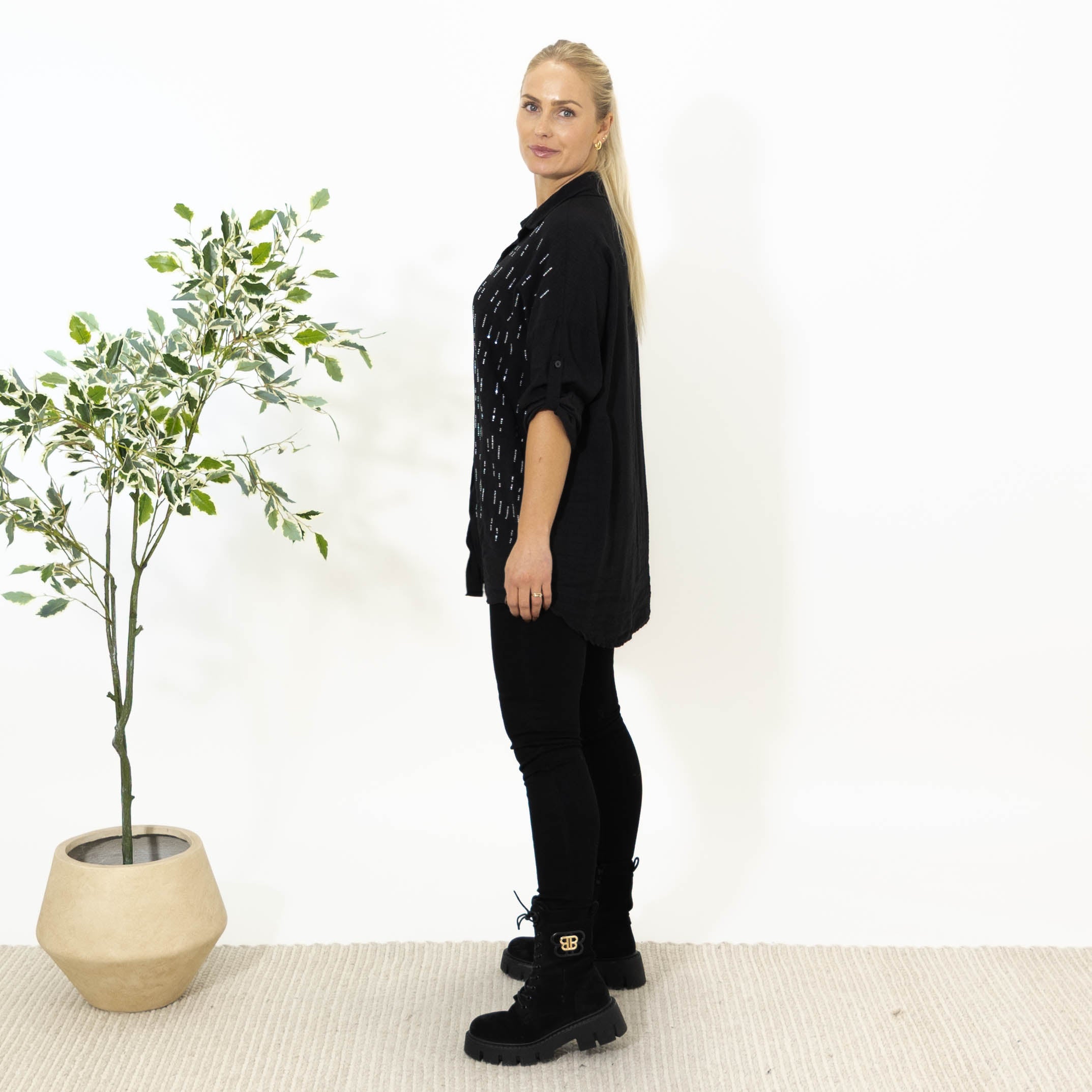 Jana skjorte, Sort
