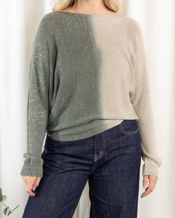 Angela strik, Khaki