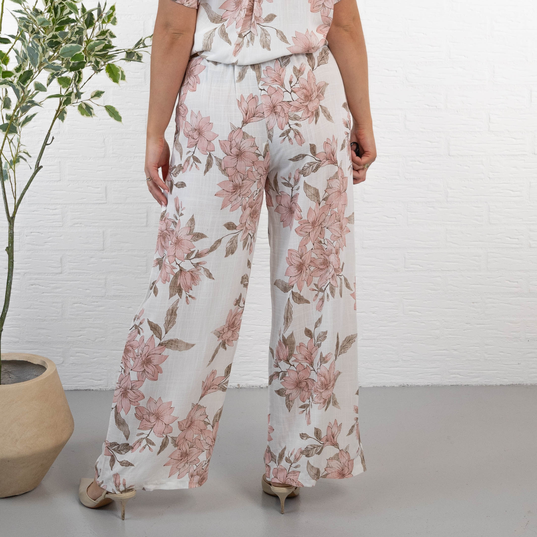 Darla bukser, Rosa