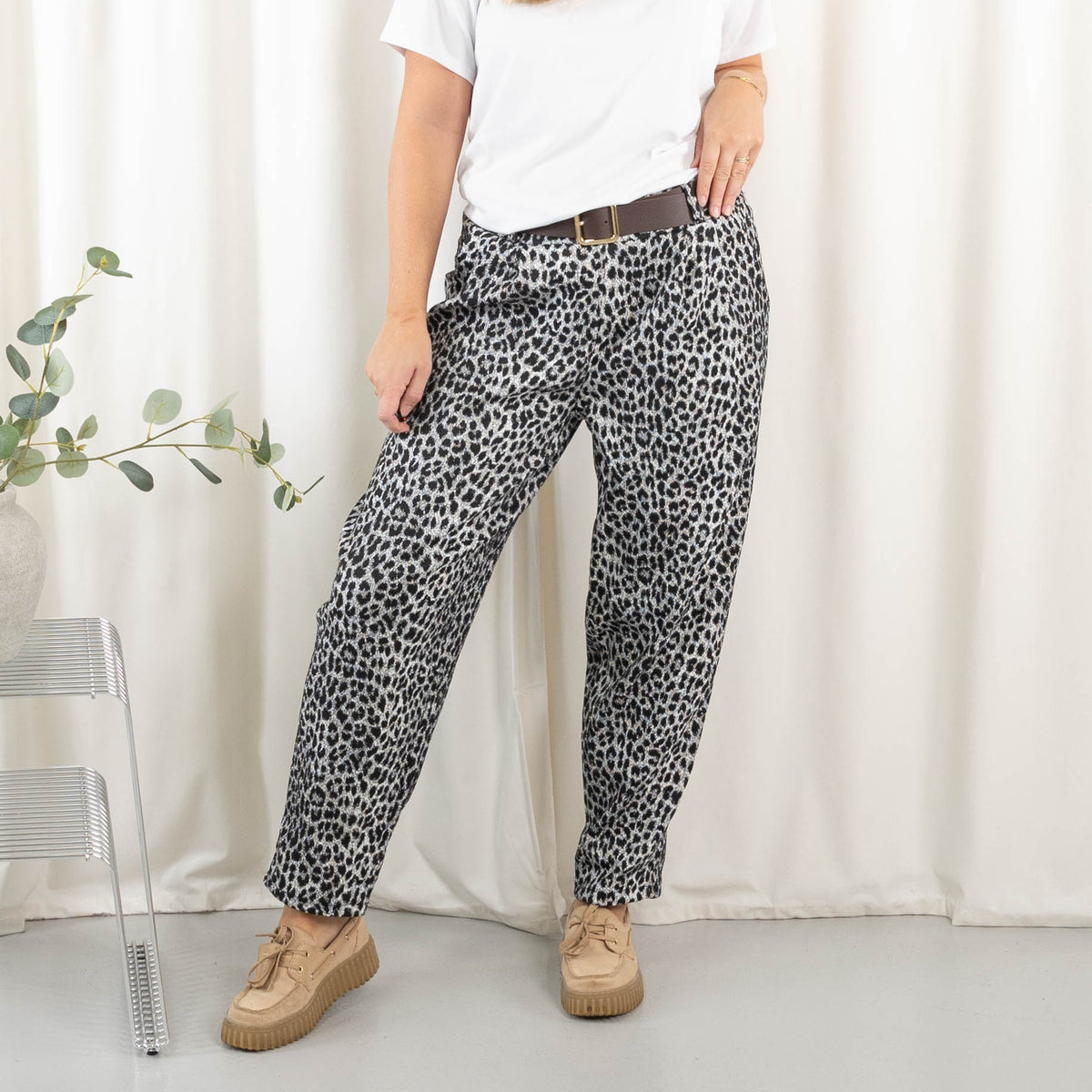 Stine bukser, Leopard sort