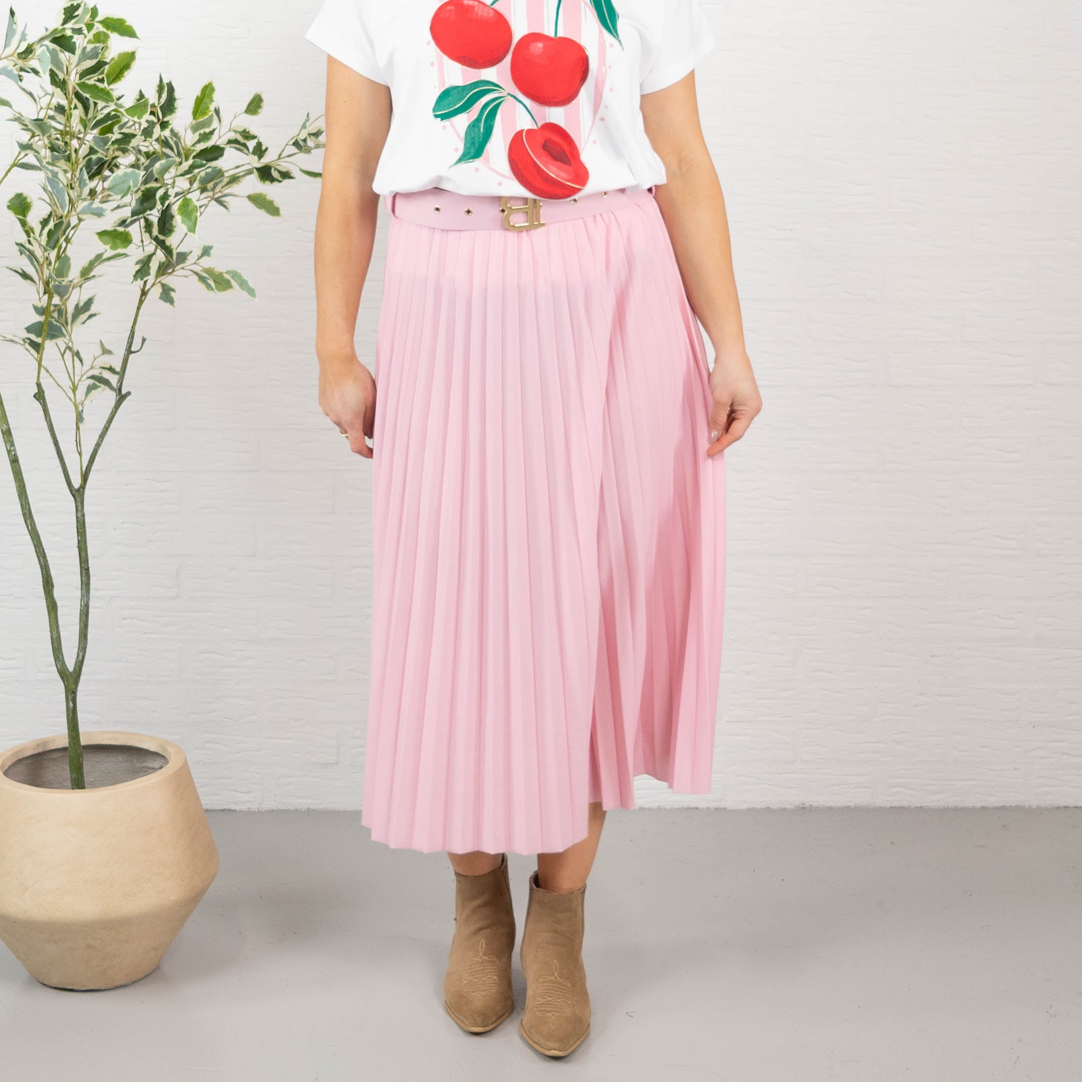 Melinda nederdel, Lyserød