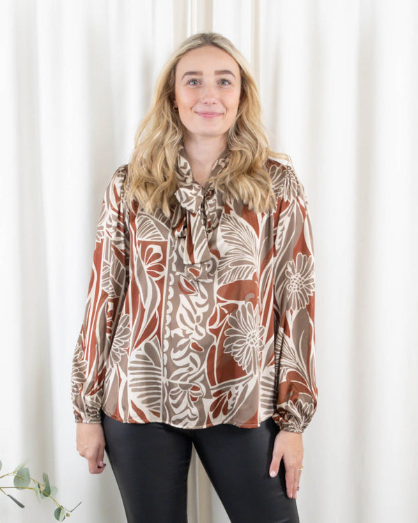 Fallon overdel, Taupe
