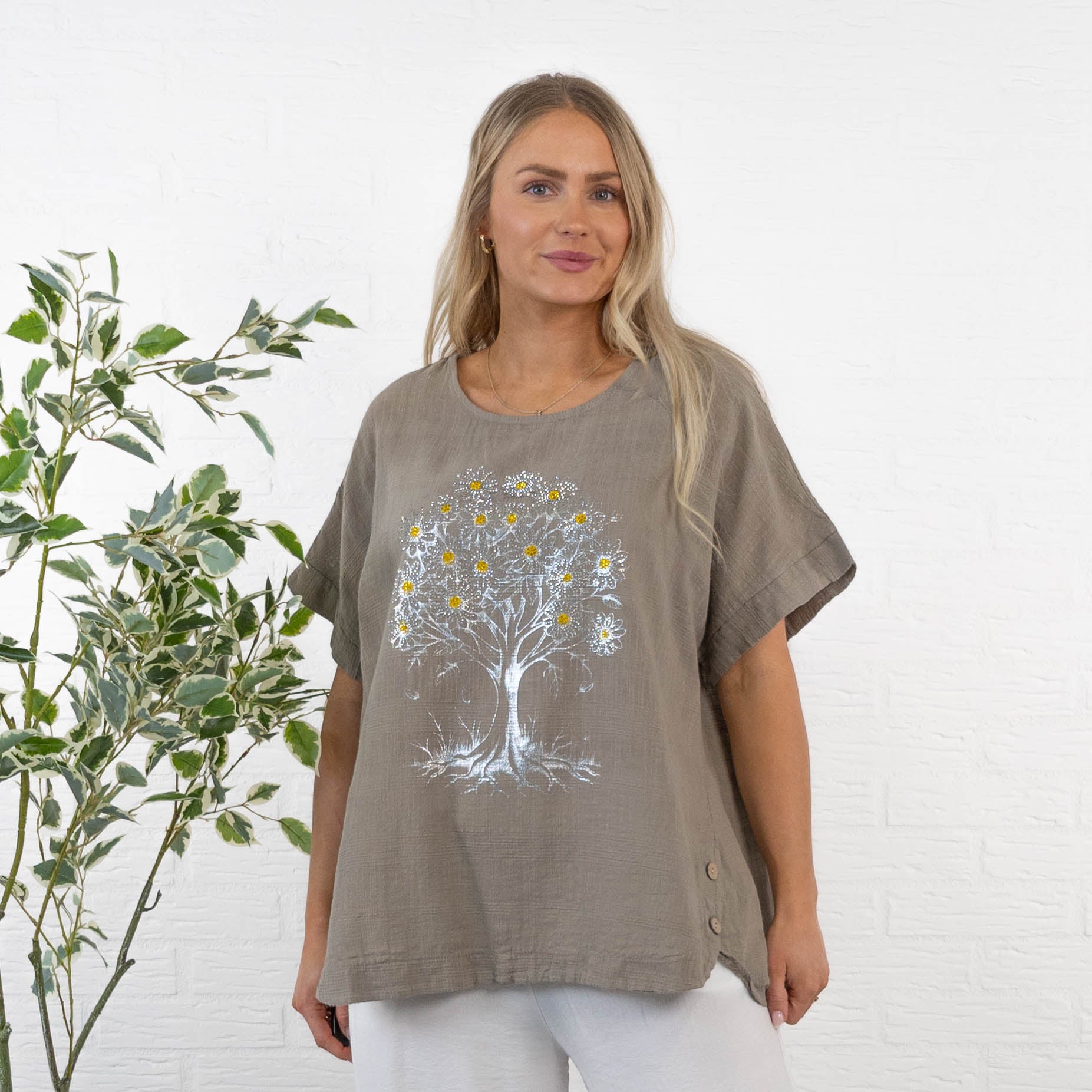 Sandra overdel, Taupe