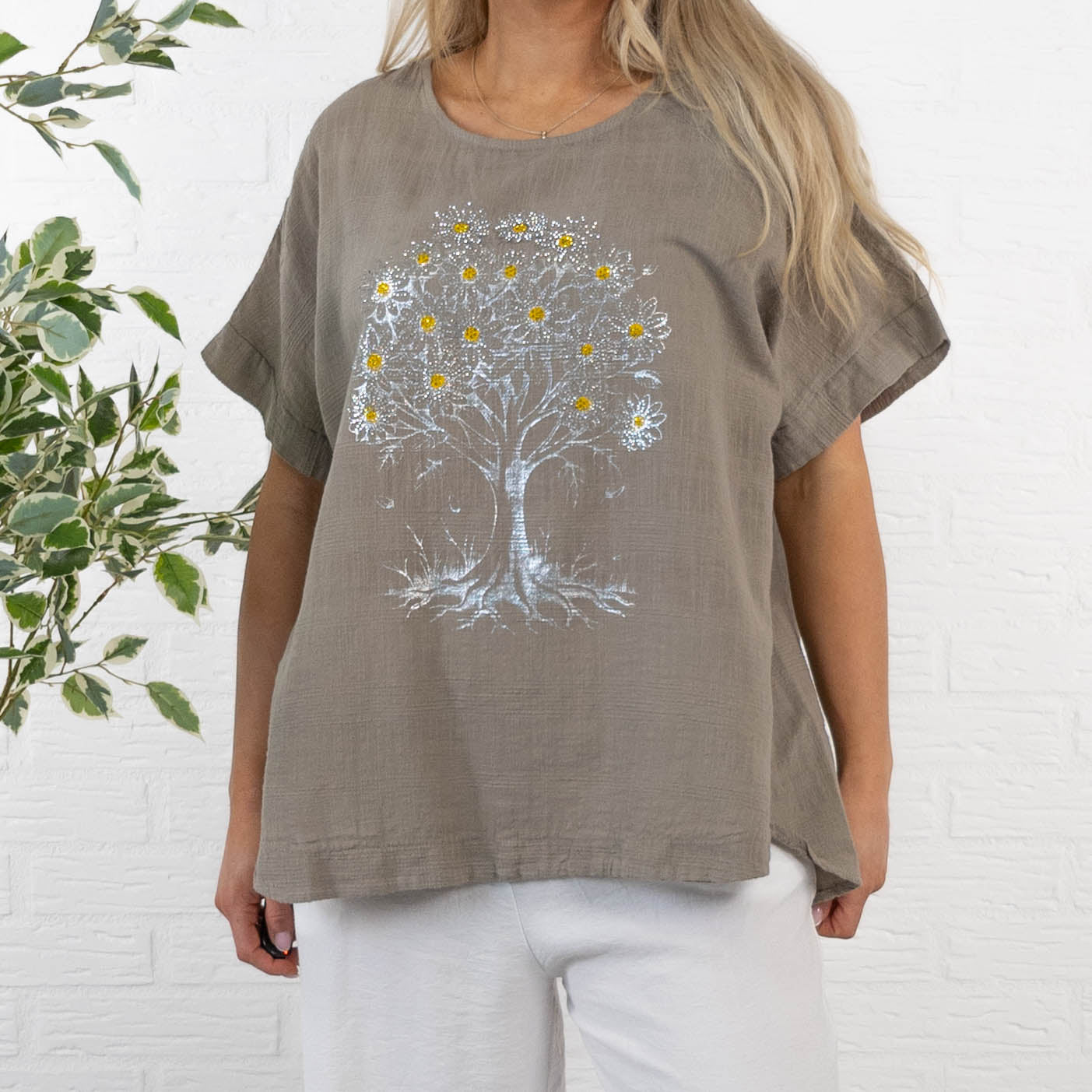 Sandra overdel, Taupe