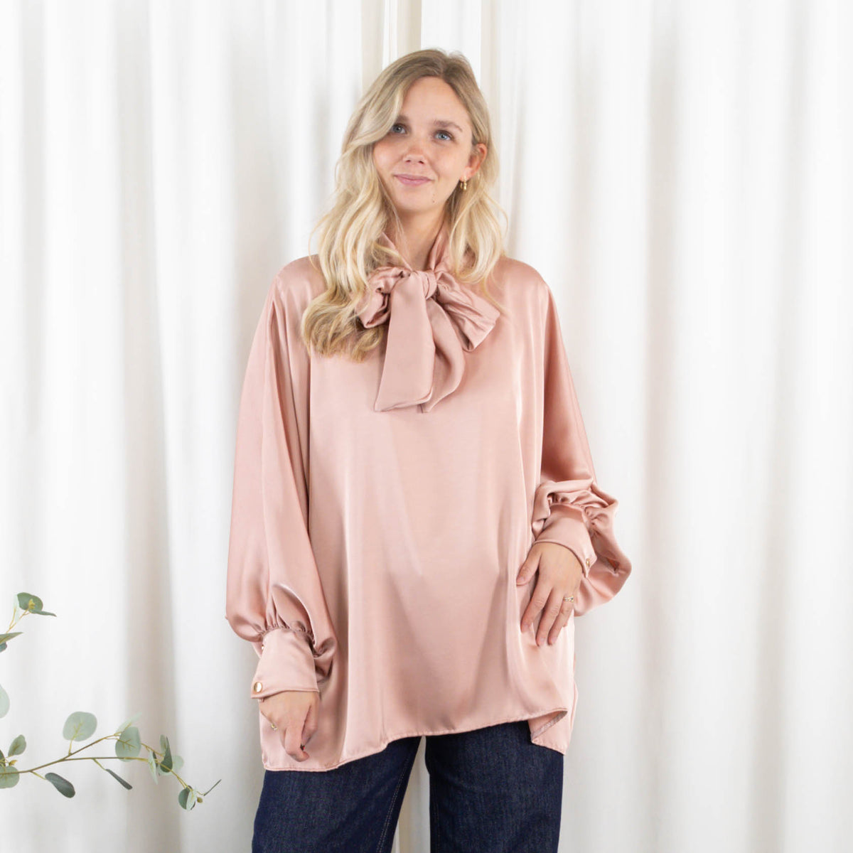 Mille overdel, Rosa
