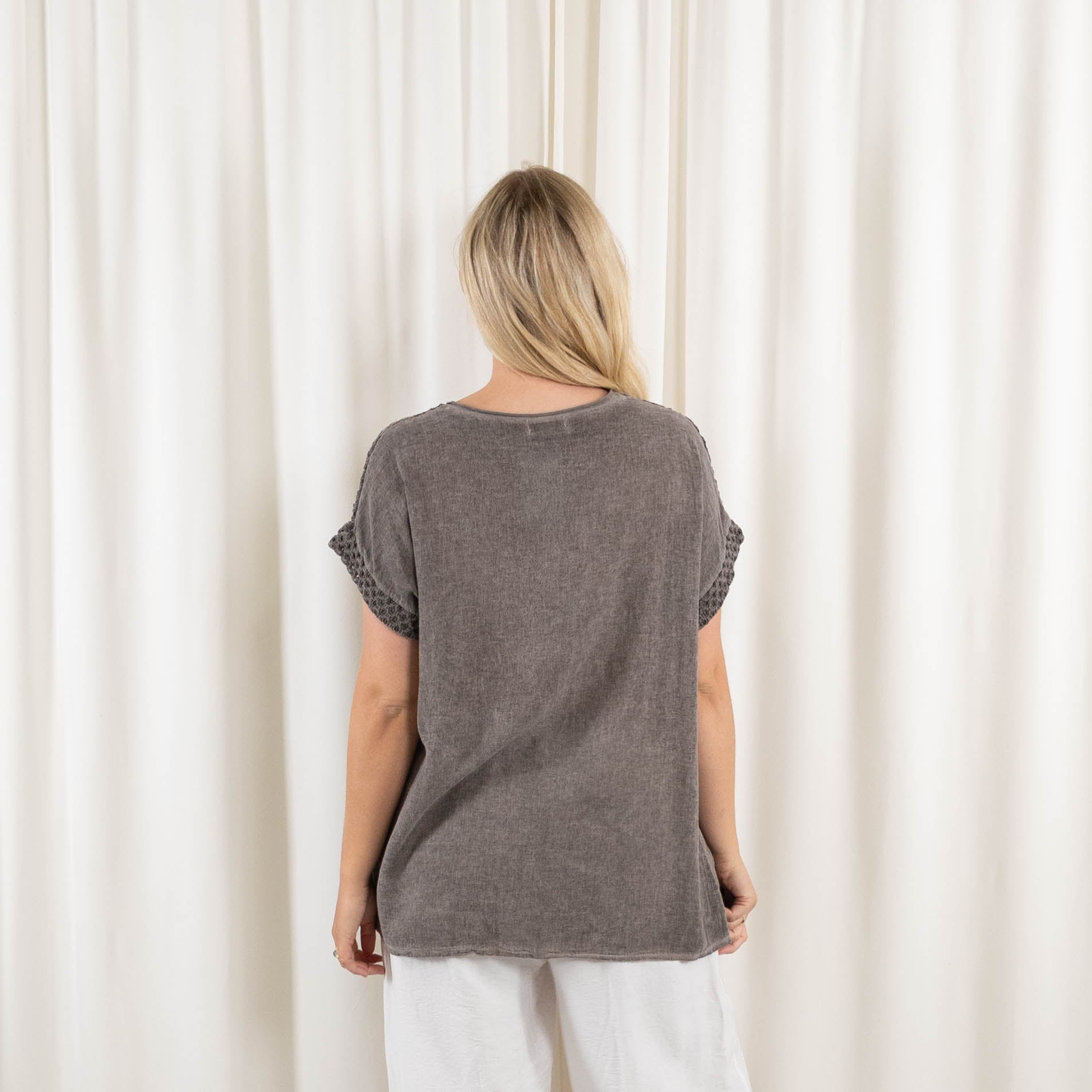 Regina overdel, Taupe