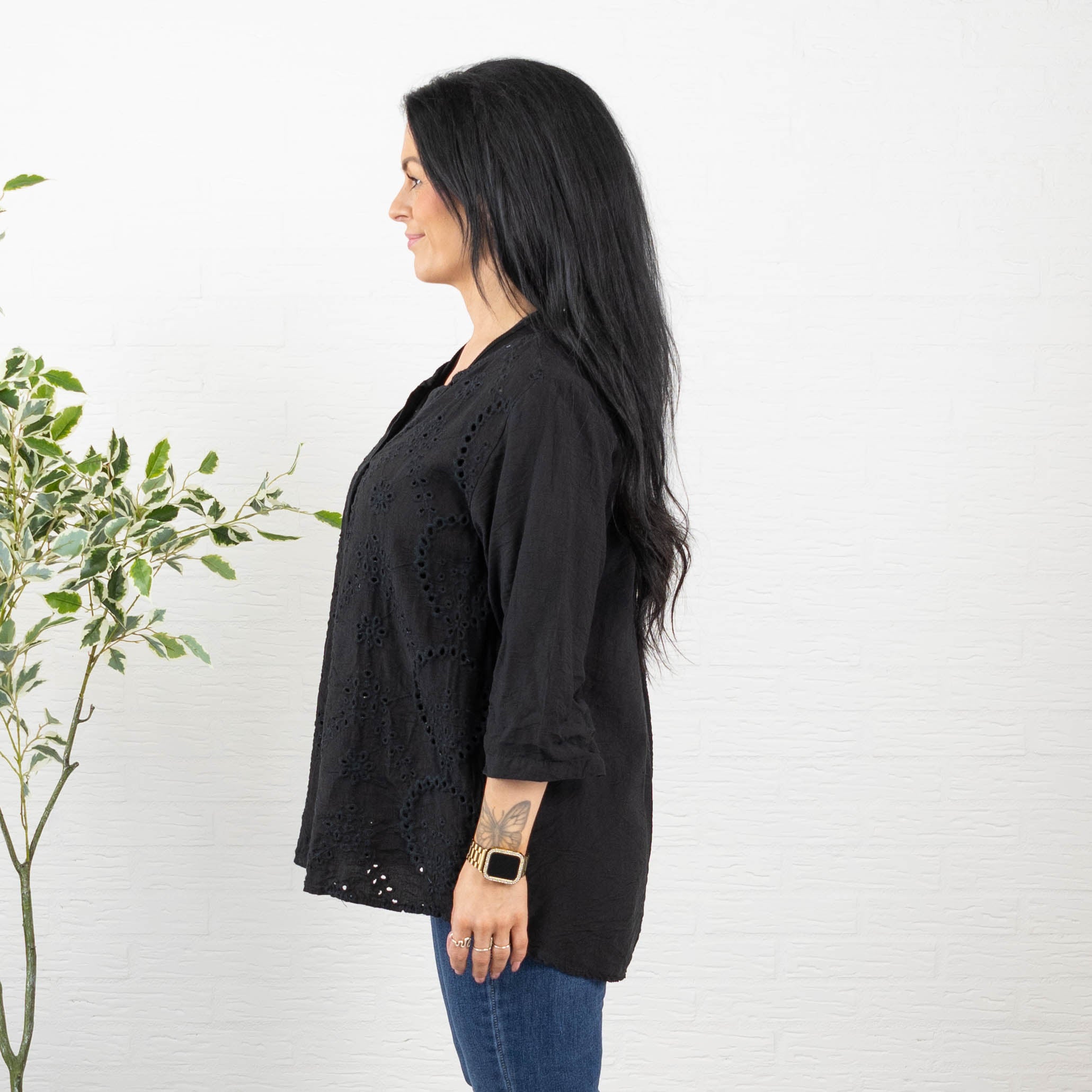 Bitten overdel, Sort