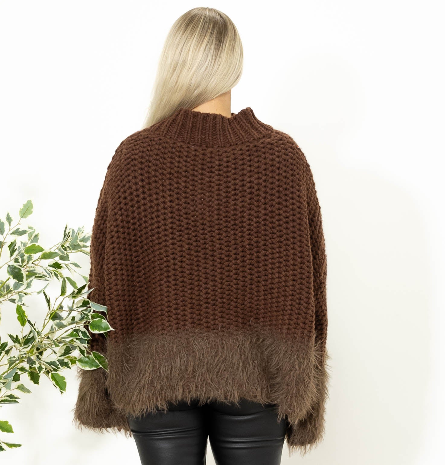 Sari oversize strik, Choko