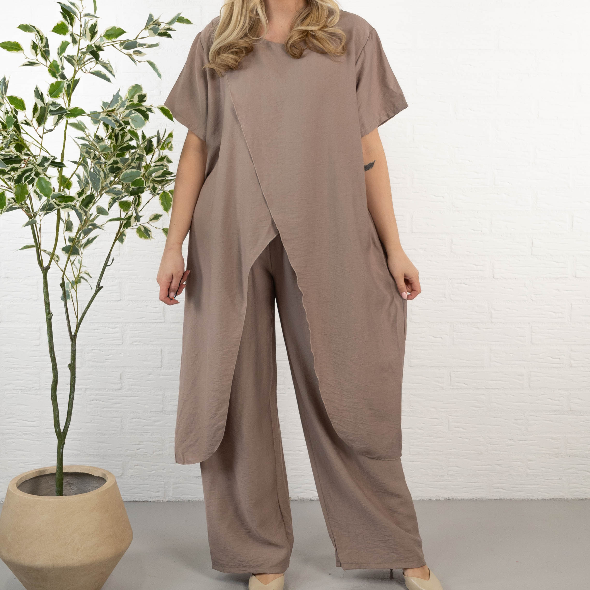 Marishka 2 delt sæt, Taupe