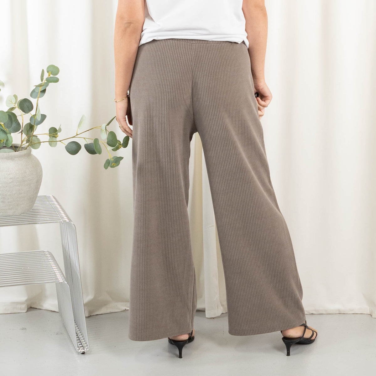 Pandora bukser, Taupe