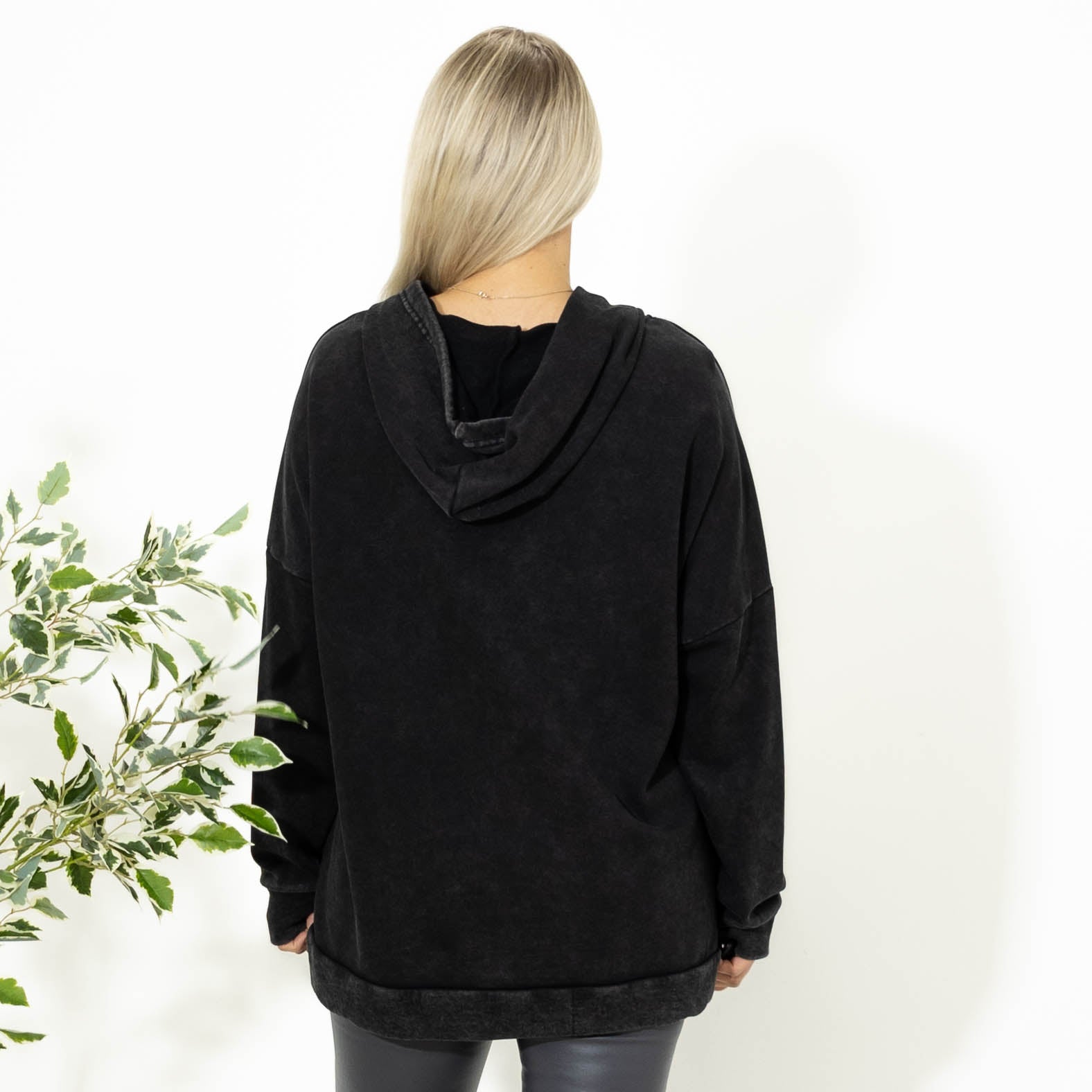 Nessie acid washed sweatshirt, Sort