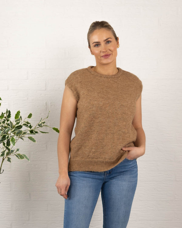 Emma vest, Camel