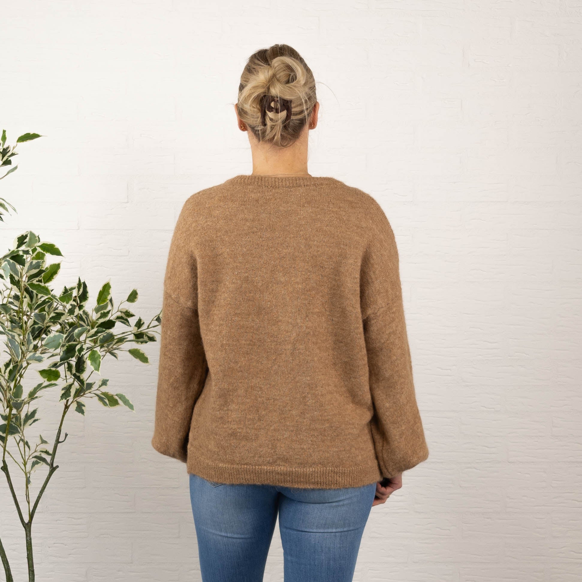 Nelly cardigan, Camel