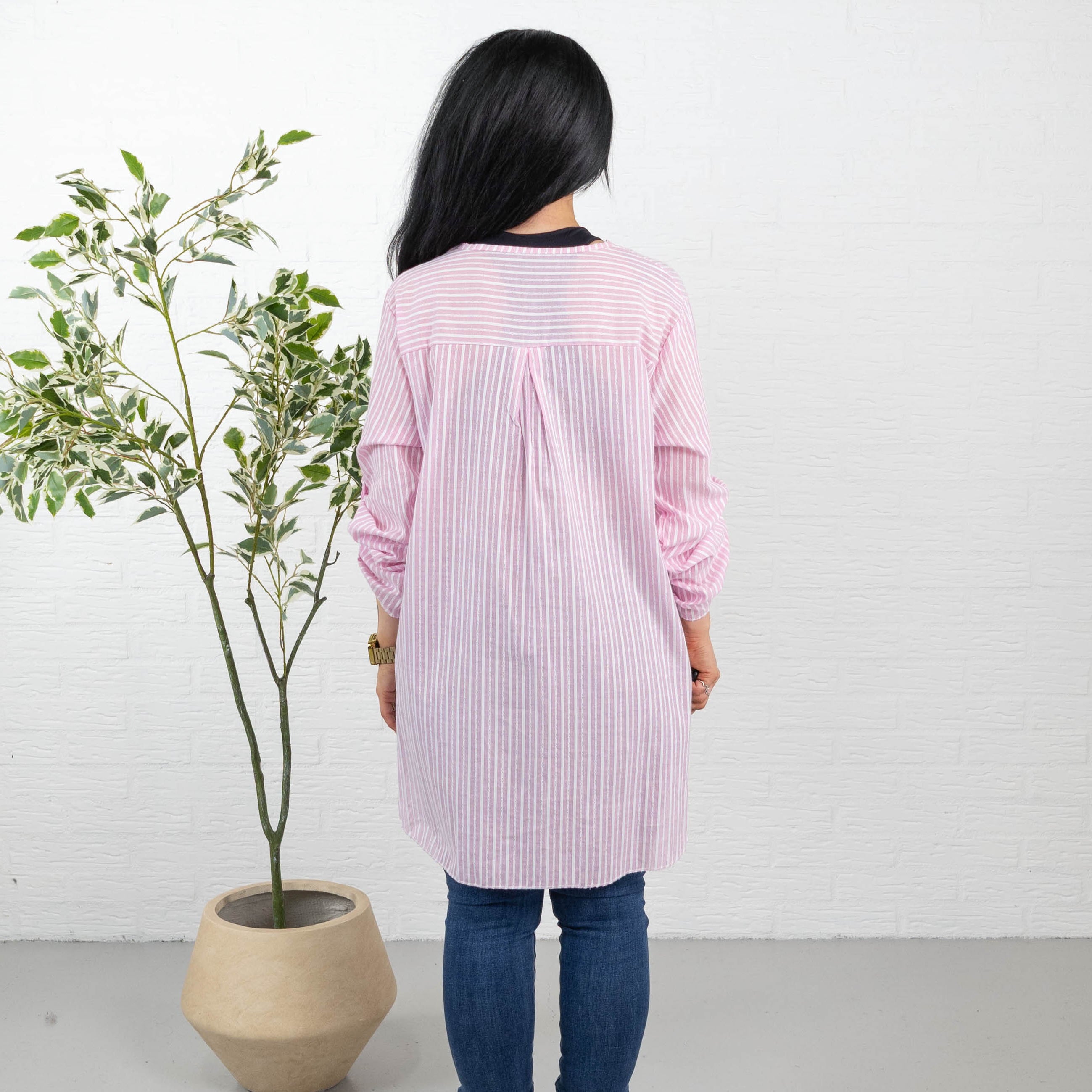 Kim tunika, Lyserød