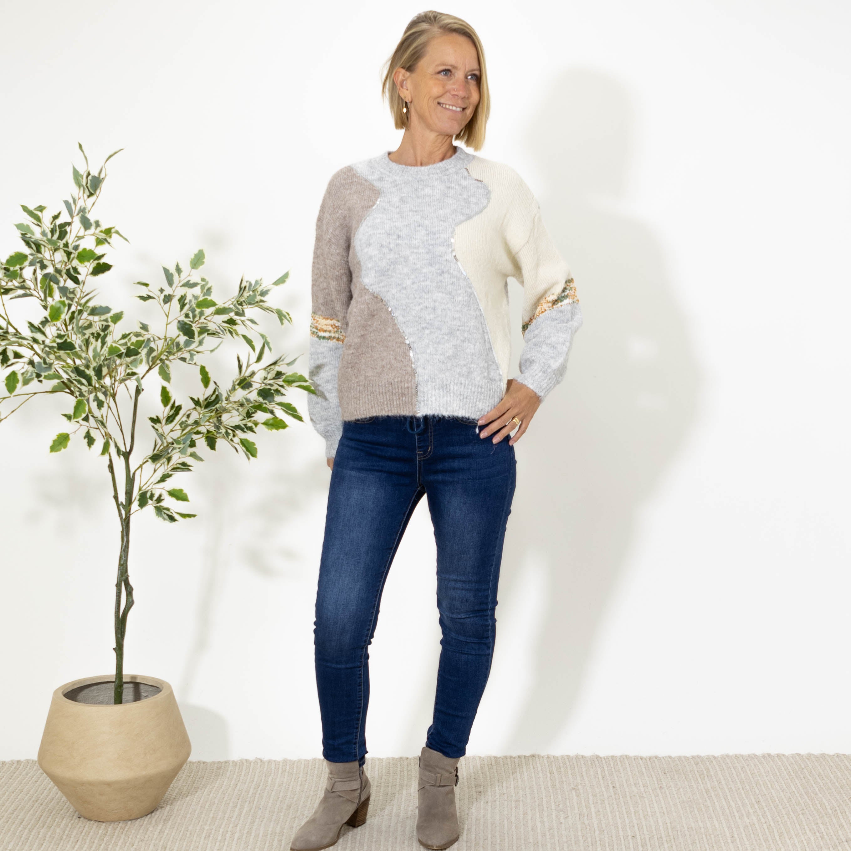 Evelyn multifarvet strik, Grå