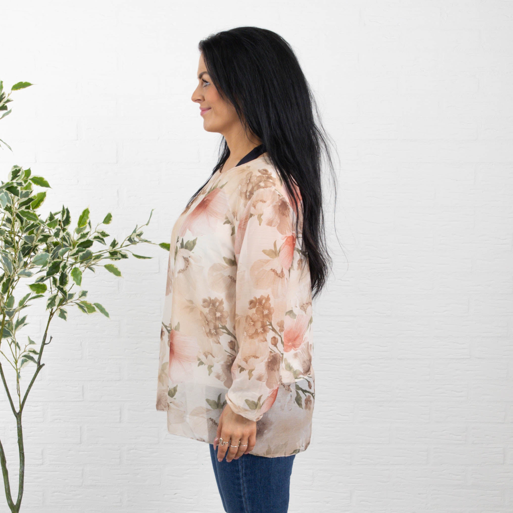 Deborah overdel, Hvid