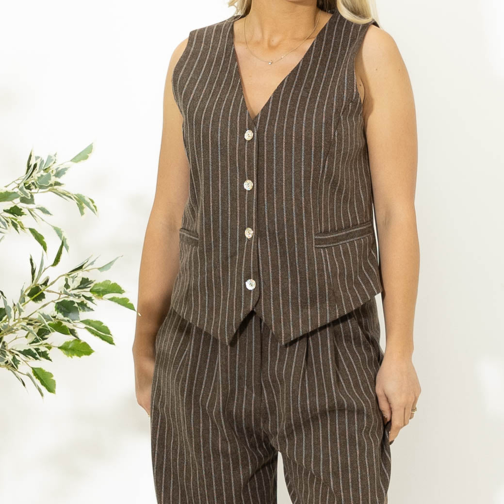 Carmen stribet vest, Choko