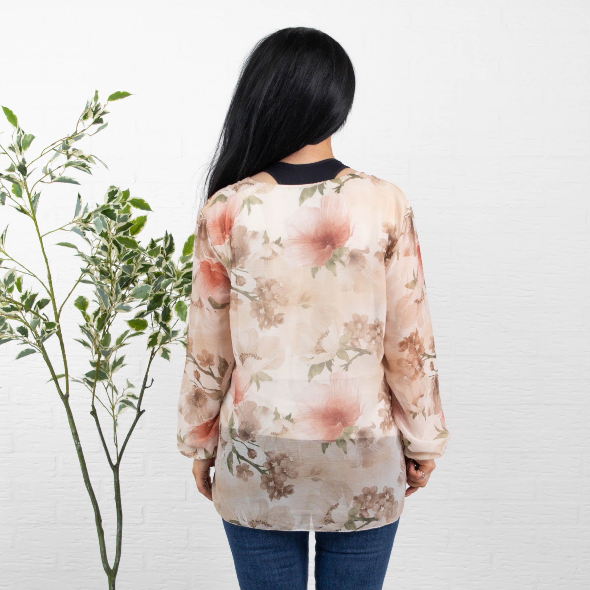 Deborah overdel, Hvid