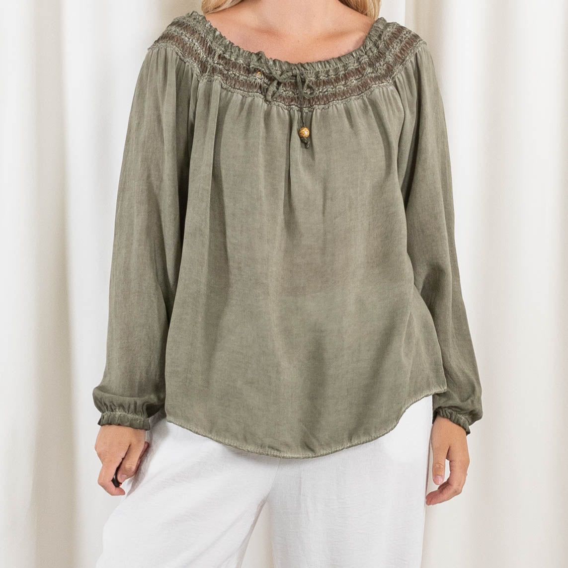 Lajla overdel, Khaki