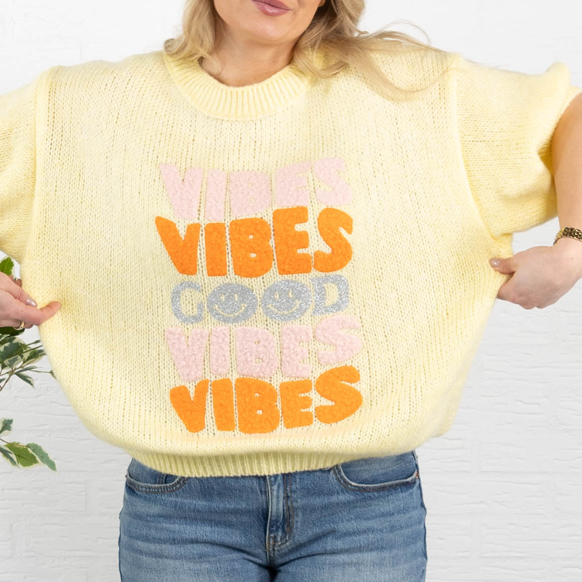 Good Vibes strik, Gul