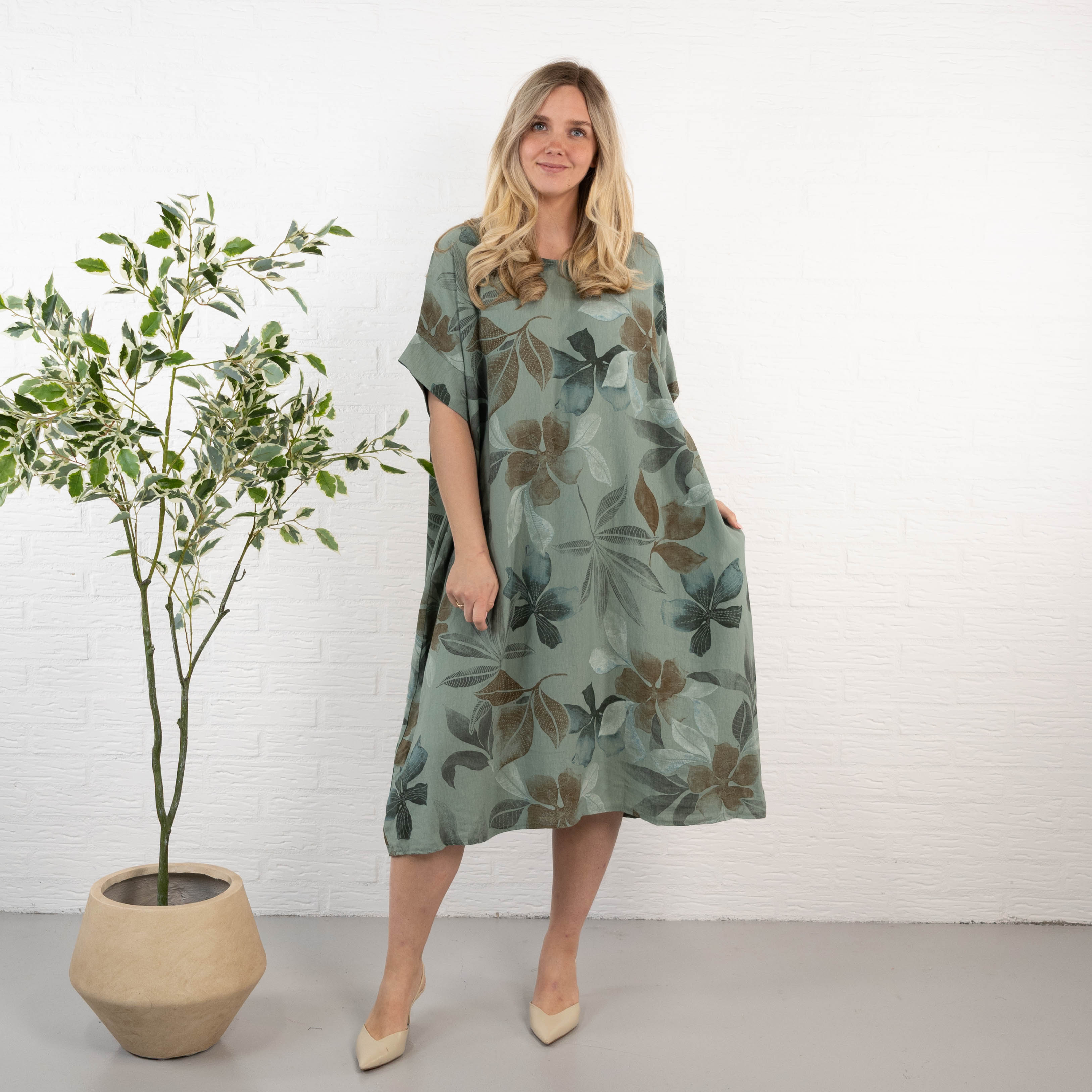 Cheryl kjole, Khaki