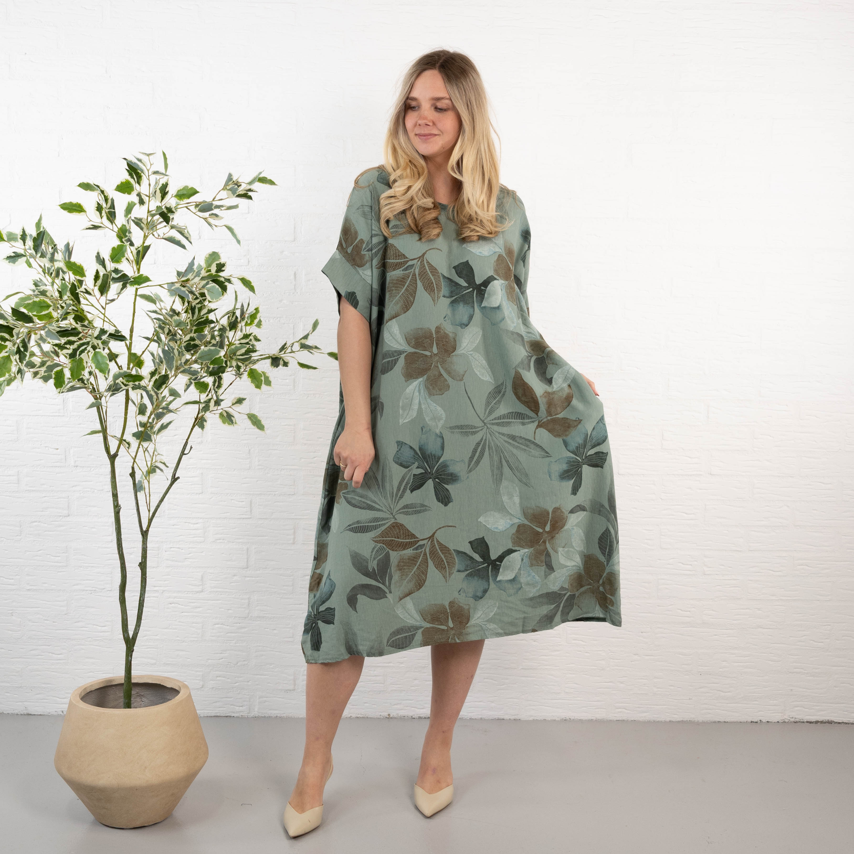 Cheryl kjole, Khaki
