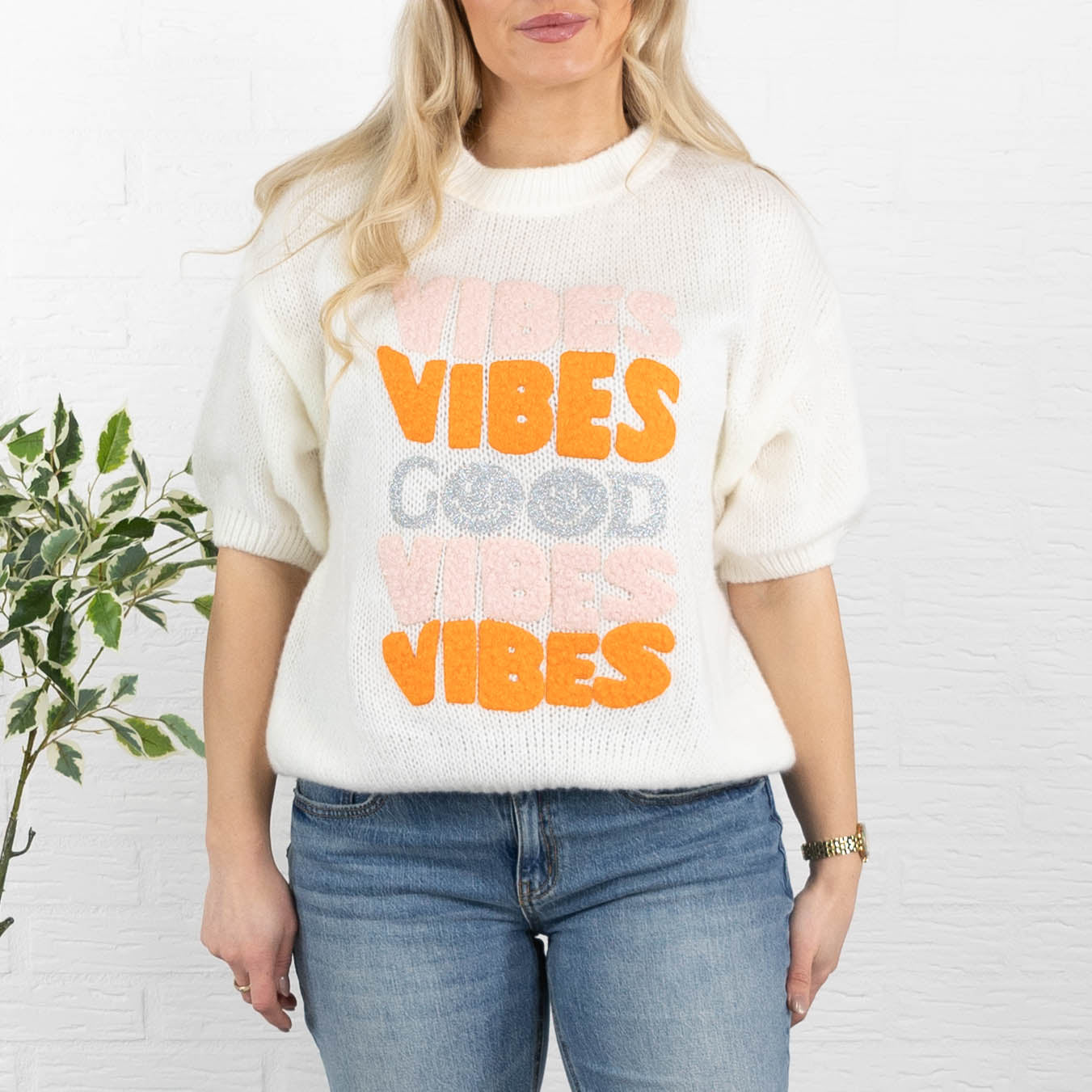 Good Vibes strik, Hvid