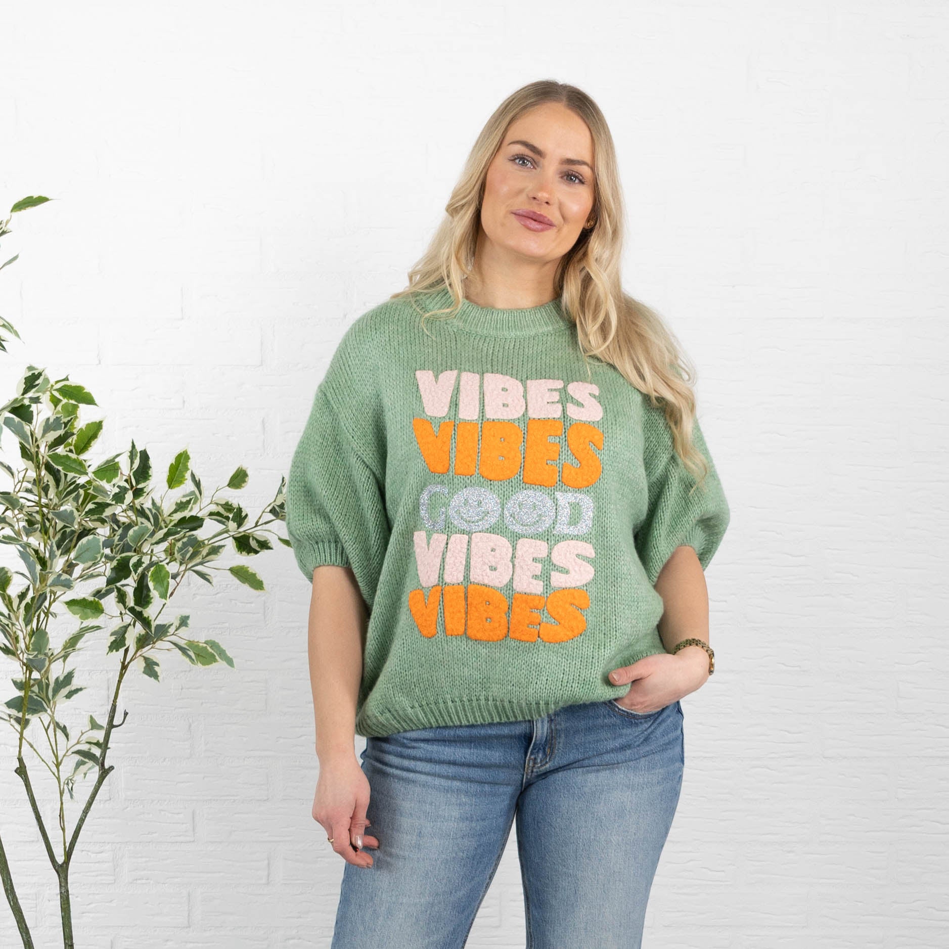 Good Vibes strik, Khaki
